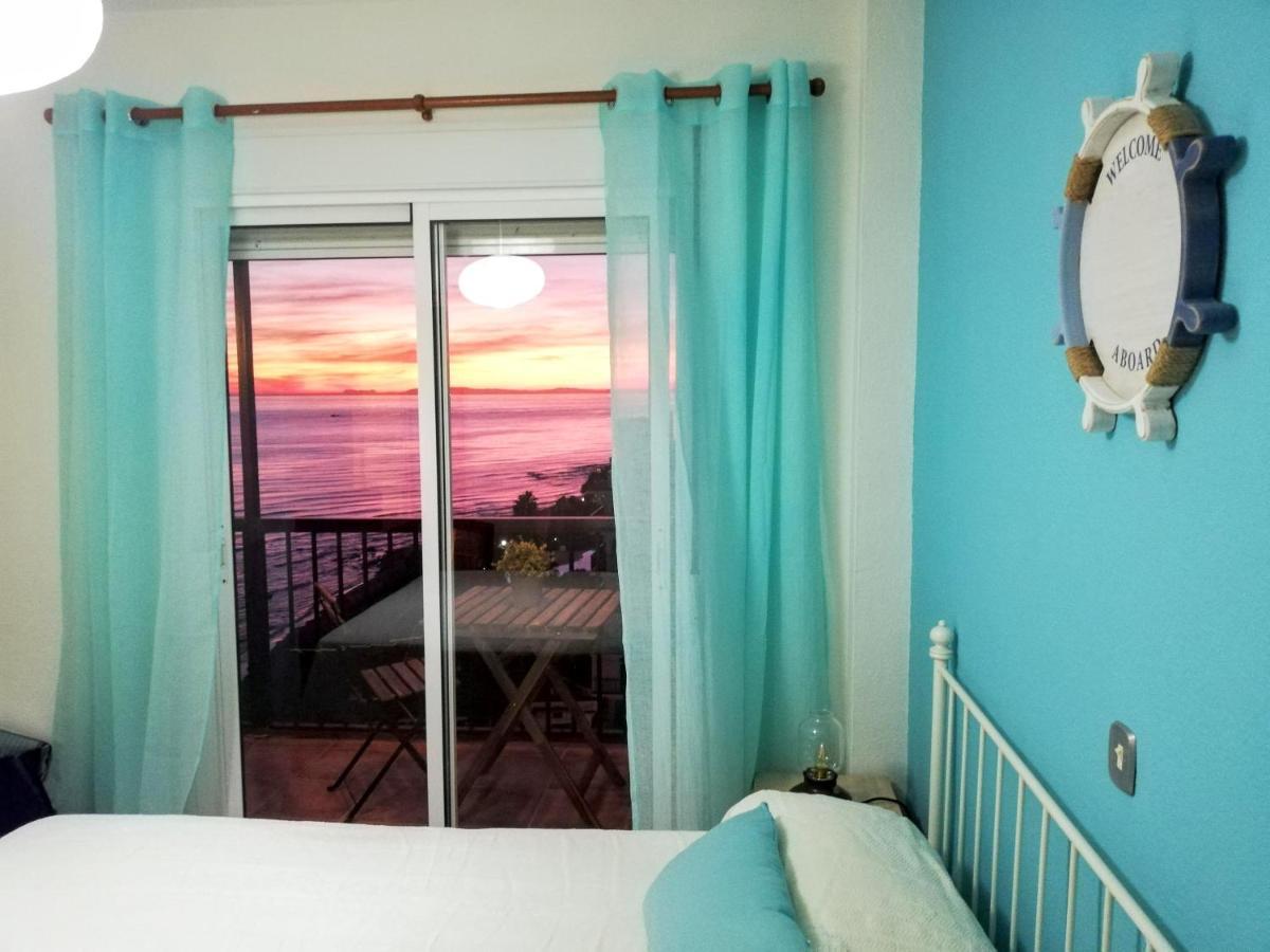 Apartamento MAR AZUL, primera línea de playa Sitio de Calahonda Exterior foto