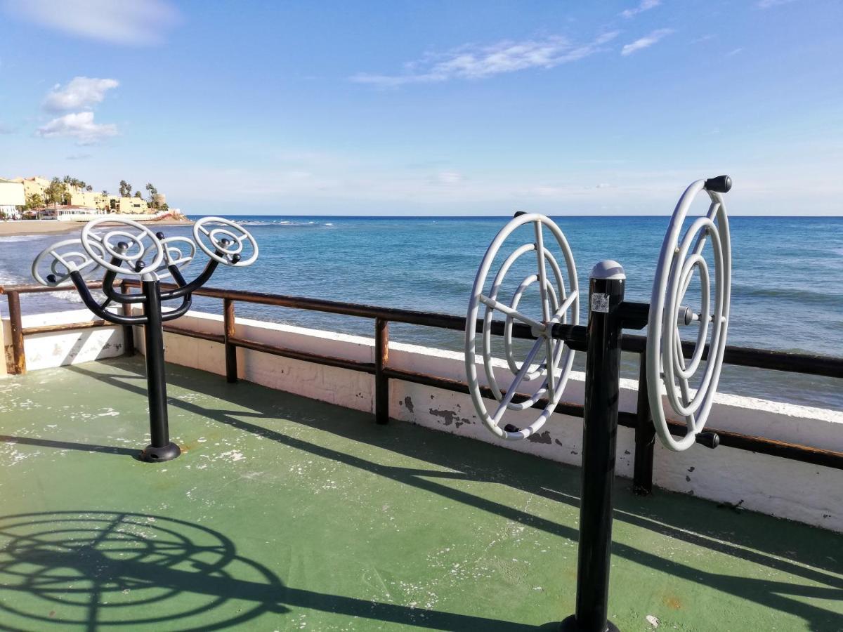 Apartamento MAR AZUL, primera línea de playa Sitio de Calahonda Exterior foto