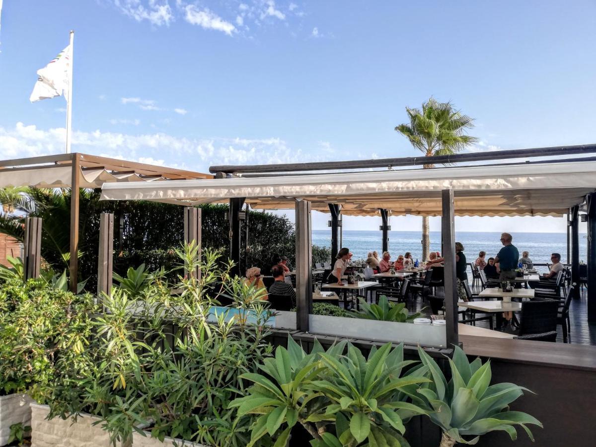Apartamento MAR AZUL, primera línea de playa Sitio de Calahonda Exterior foto